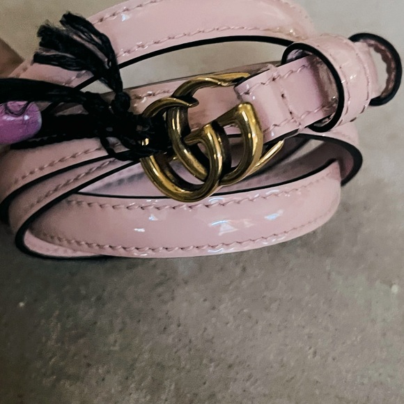 New authentic NWT Gucci Pink THIN PATENT DOUBLE G BELT 12mm 110 - Picture 3 of 9